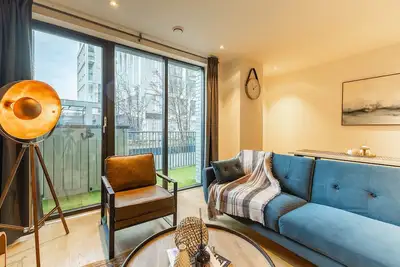 Image de Beautiful 2 bed duplex adjactent to the Battersea Power Station