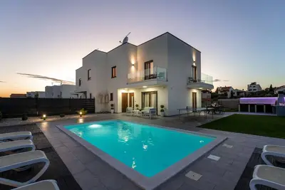 Image de Aria Blue by Interhome