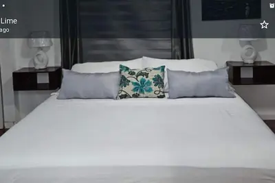 Image de Views from every angle - 2nd floor cozy villa