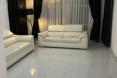 Remarkable 1-Bed Apartment in Kensington Harare