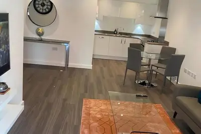 Image de Inviting 4-Bed Apartment in Dartford