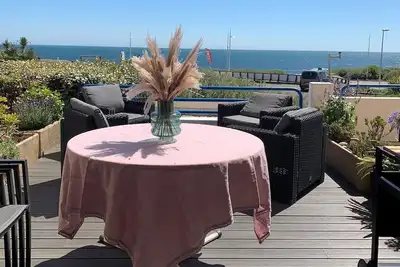 Image de Appartement rénové dans résidence proche océan Les Sables