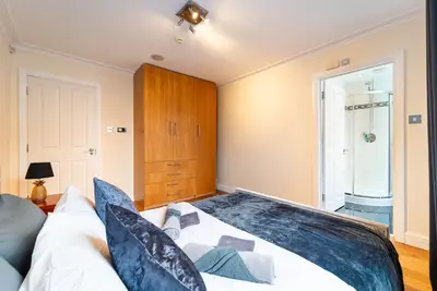 Image de 20% Off Riverside Penthouse in Chelsea Near King's Road