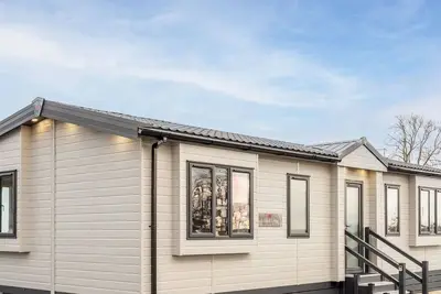 Image de Lodge No 82 | Stewart's Resort Cameron