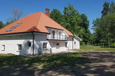 Image de Moderner Wohncomfort in neu Renovierten Historischen Anwesen Mitten in der Natur