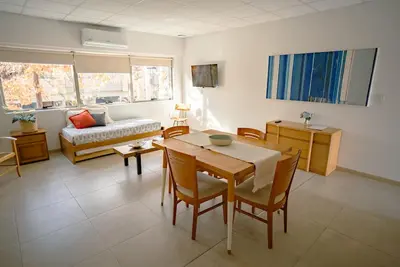 Image de Departamento Céntrico, Luminoso y Cómodo