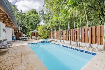 Image de Charming Casa de Campo Villa, 2 min from beach!