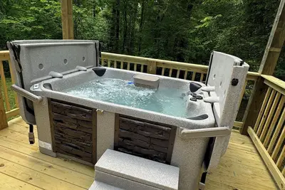 Perfect Family Friendly Cabin w/ privacy/arcade games/yard space in Townsend, Tn