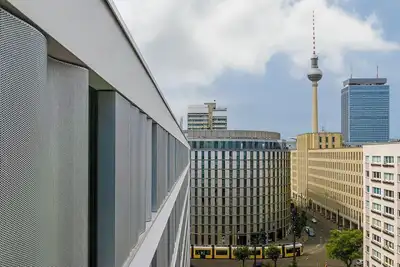 Image de Experience Berlin's Vibrant Energy From Our Stylish City-View Rooms | 3 Units