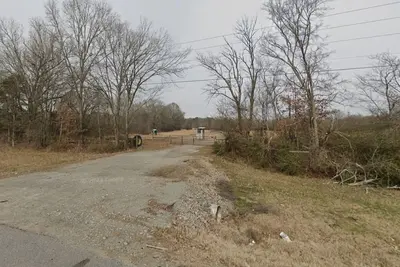 Image de Primitive Country Camp Spot for Total Eclipse April 8, 2024! 2:38 Mins Totality