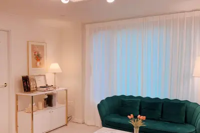 Image de 1000 sqft exclusive accommodation located 10 minutes away from Seongsu Station!