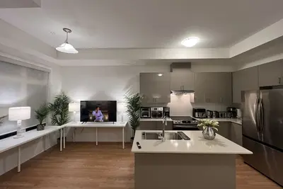 Image de Elegant Whole Townhome In Woodbridge Estate Vaughan