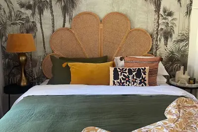 Image de New listing! 5 min walk to Cbd, w Rooftop Terrace