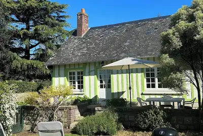 Image de Gîte la Floria. Maison typique normande au bord de mer.