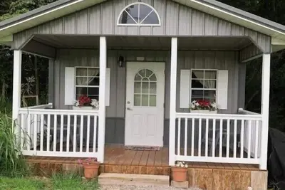 Image de Crazy Joe's Cabin #1