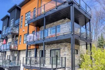 Image de Luxury home directly on the mountain + Private Jacuzzi + Private locker