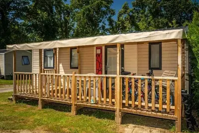 Image de Camping 4 étoiles - Parc aquatique - eeiagg