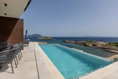 Image de Beachfront Villa Riviera with heated Pool, Sauna & Fitness