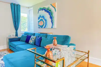 Image de Chic Blue Comfort Free Gym and Parking