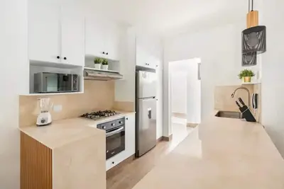 Image de Beautiful Brand New Apt +Pool 2a\n\n