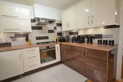 Image de 3 Bed house with Parking in Croydon - 15min to London Bridge & Gatwick Airport