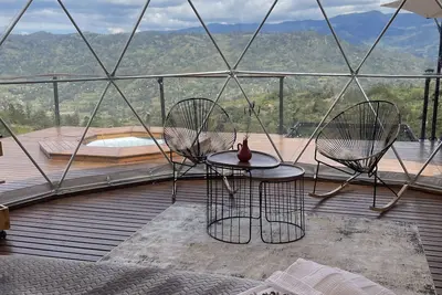 Image de Luxury Glamping Dome With Jacuzzi & Mountain View
