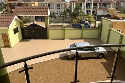 Image de 4 bedrooms in a big luxury house
