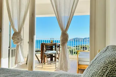 Image de Apartamento con Vistas mar y Montaña Llançà