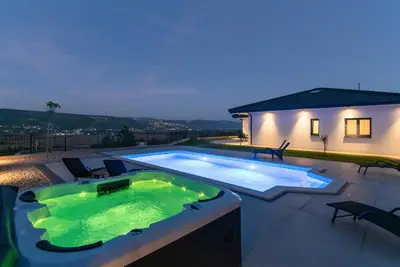 Image de Maison confortable à Grubine avec sauna