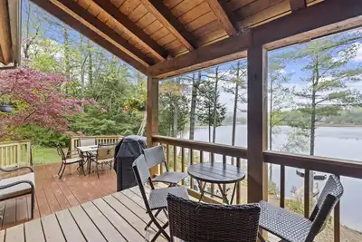 Image de Hermit Lake Winter Retreat: Ski, Skate & Game Room