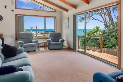 Image de Games room, 250mtrs to beach, spacious, comfy beds