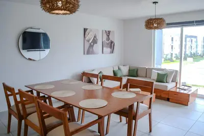 Image de Luxury Diamante Apartment, Private Beach Club, 4 Bedrooms, 8 Guests