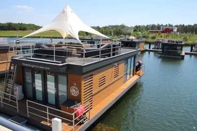 Image de Houseboat for 4 guests with 45m² in Klitten (248132)
