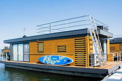 Image de Houseboat for 4 guests with 45m² in Klitten (248137)