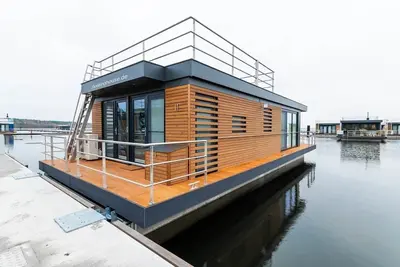 Image de Hausboot für 6 Gäste mit 45m² in Klitten