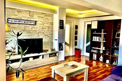 Image de Spacious apartment in central neighbourhood