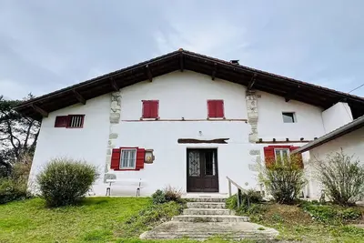 Image de Charmante maison à Louhossoa, 6 personnes - Jardin & cheminée