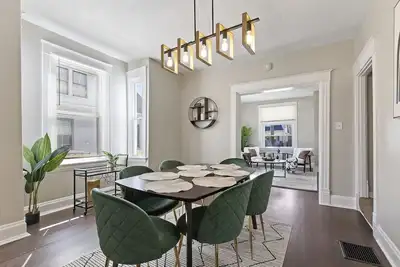 Image de 2br Cozy Home with Dedicated Office