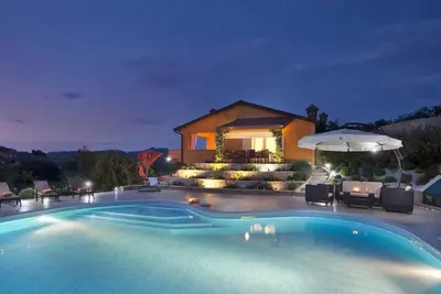 Image de Charming Villa Diora with a swimming pool and wellness area