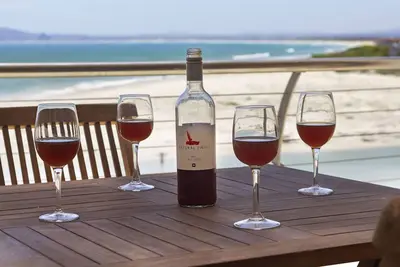 Image de Lagoon Beach 302a - Deux Chambres Appartement, Couchages 4