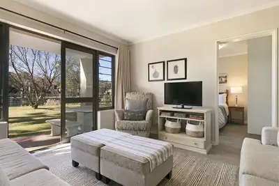 Image de Laguna Beach B8 - Trois Chambres Appartement, Couchages 6