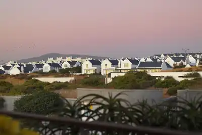 Image de Eden on the Bay 179 - Deux Chambres Appartement, Couchages 4