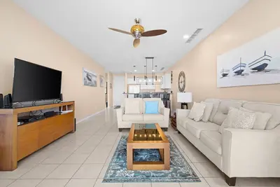 Image de Ocean Views - Gated Development - Great Location!