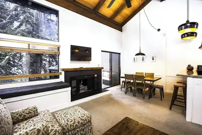 Image de Family Condo Near Northstar Biking and Hiking!