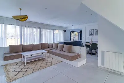 Image de Les Nénuphars - Piscine et salle de sport équipée