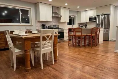 Image de Urban Oasis, Four Bedroom Escape in Littleton