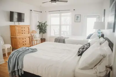Image de The Coastal Retreat - Blackwater Bay