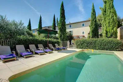 Image de Mas St Siffrein - Trois Chambres Villa, Couchages 6