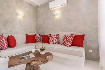 Image de Klima Bay Beachfront Boutique Houses (Red)