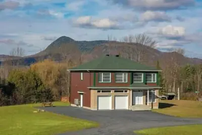 Image de Hôtel à la maison - Le Faucon Azuré, golf et ski